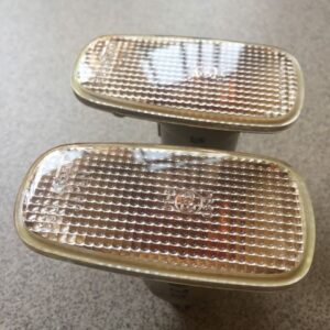 ໄຟລ້ຽວແກ້ມບັງຕົມ Toyota wish ແທ້ມືສອງ